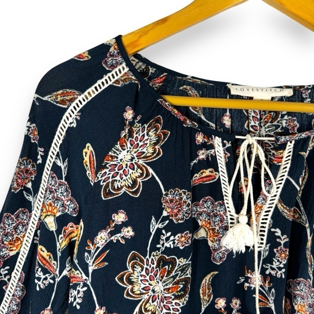 4 for $40 SALE! Lovestitch Floral Print Lace Detail Bell Sleeve Top, Navy, Sz S - Picture 4 of 13